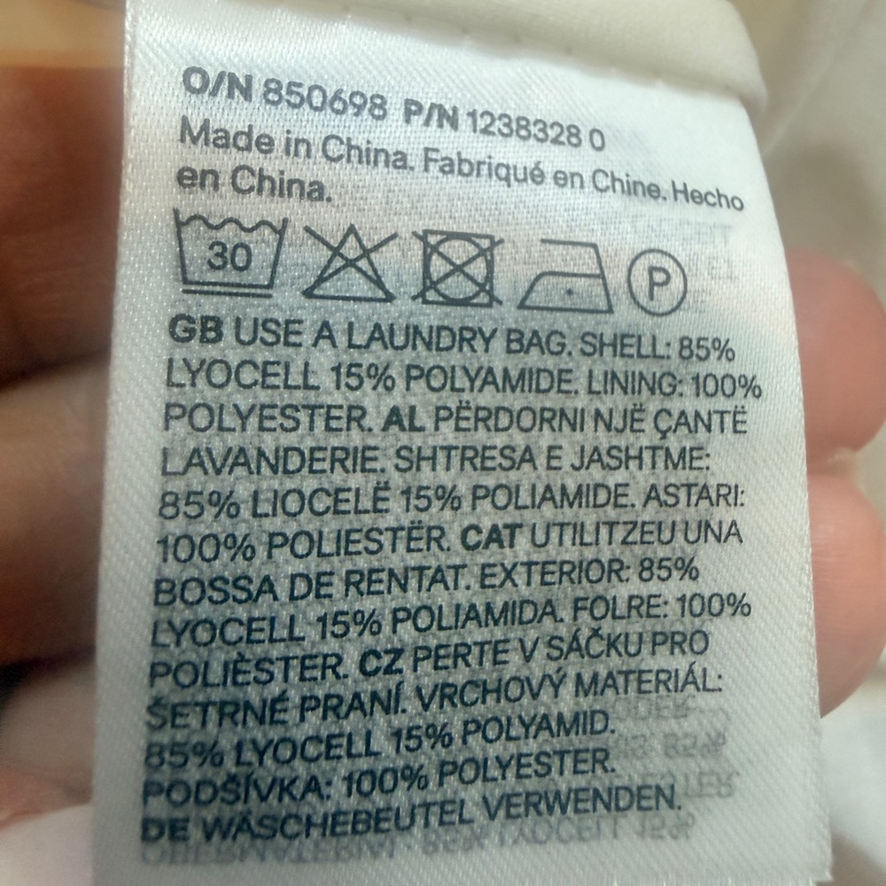 H&M Blue and White Floral off the shoulder short dress XS - Picture 7 of 7